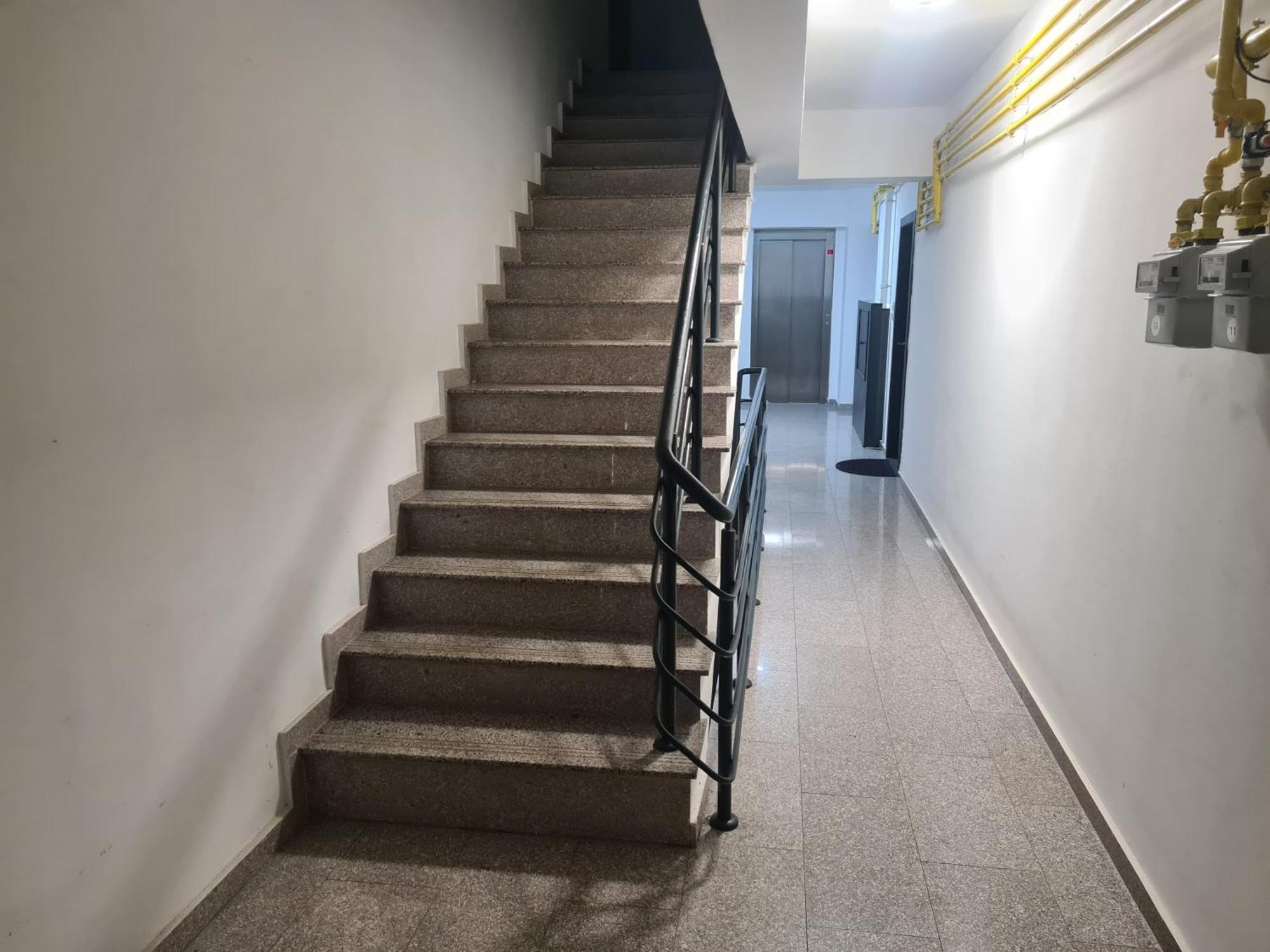 Mall Luxury VI Apartments Bacau Exterior photo